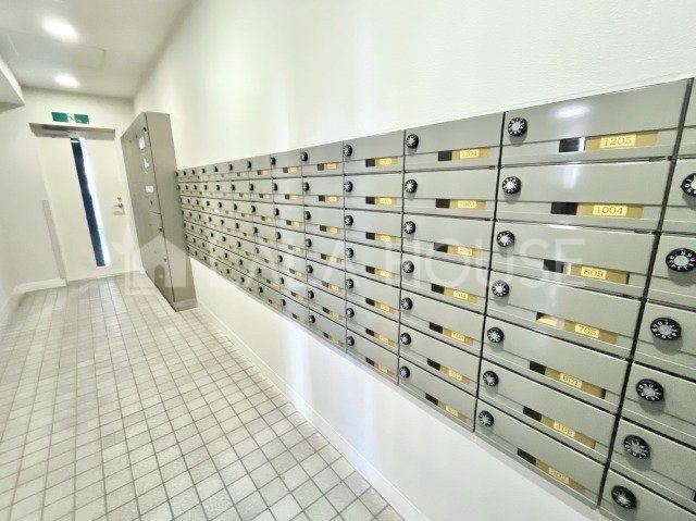 �Q�n���O���s��蒬2���ڂ̒��Ã}���V�����̂��̑�