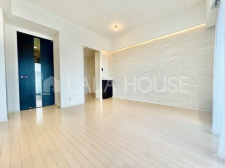 �Q�n���O���s��蒬2���ڂ̒��Ã}���V�����̃��r���O