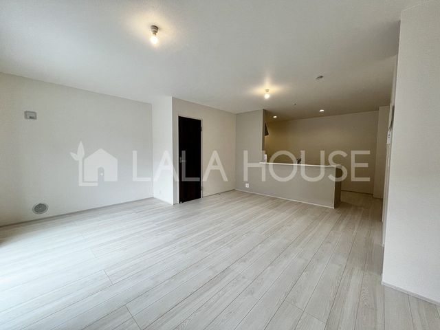 �Q�n������s�Ό��� �̐V�z��ˌ��Ẵ��r���O