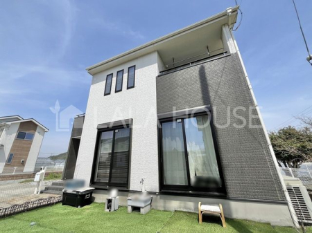 �Q�n������s�g�䒬�ЎR �̒��È�ˌ��Ẵg�C��