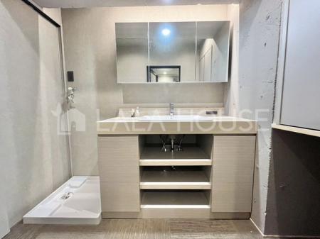 �Q�n������s�c�� �̒��Ã}���V�����̐��ʑ�E���ʏ�