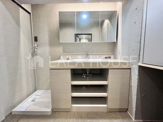 �Q�n������s�c�� �̒��Ã}���V�����̐��ʑ�E���ʏ�