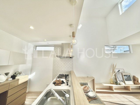 �Q�n������s������ �̒��È�ˌ��ẴL�b�`��