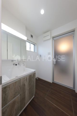 �Q�n������s���V�钬 �̒��È�ˌ��Ă̐��ʑ�E���ʏ�