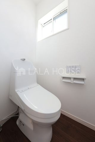 �Q�n������s���V�钬 �̒��È�ˌ��Ẵg�C��