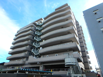 �Q�n������s�V�c��4-2�̒��Ã}���V�����̌��n�O�ώʐ^